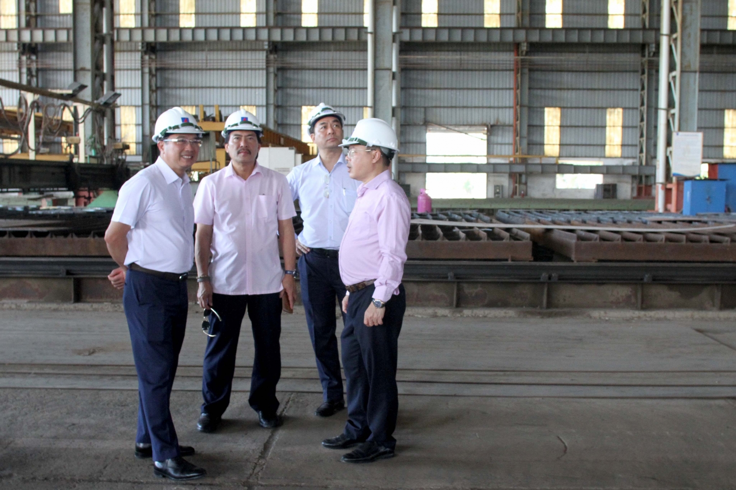 Chủ tịch HĐTV Petrovietnam Hoàng Quốc Vượng làm việc tại DQS Chủ tịch HĐTV Petrovietnam Hoàng Quốc Vượng làm việc tại DQS