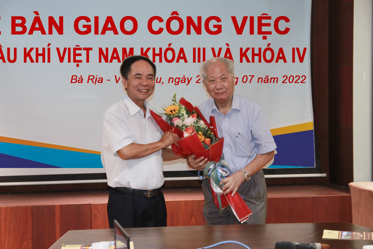 Thường trực Hội DKVN khoá IV: Cam kết đóng góp tích cực hơn vào hoạt động của Tập đoàn Thường trực Hội DKVN khoá IV: Cam kết đóng góp tích cực hơn vào hoạt động của Tập đoàn
