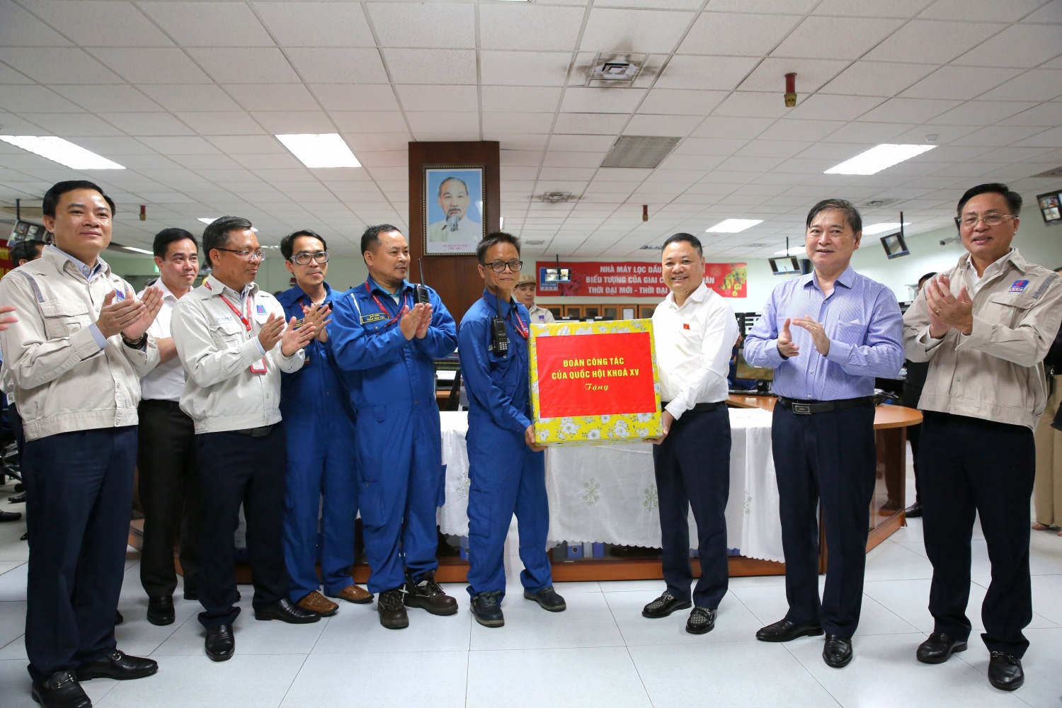 BSR: Nộp ngân sách nhà nước cao nhờ crack margin tốt và quản trị biến động hiệu quả BSR: Nộp ngân sách nhà nước cao nhờ crack margin tốt và quản trị biến động hiệu quả