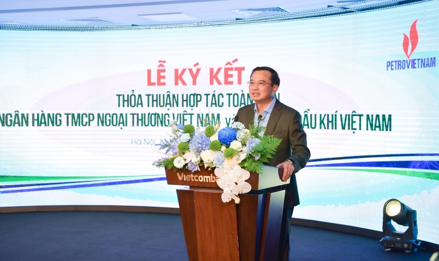 Petrovietnam và Vietcombank ký kết thỏa thuận hợp tác toàn diện Petrovietnam và Vietcombank ký kết thỏa thuận hợp tác toàn diện