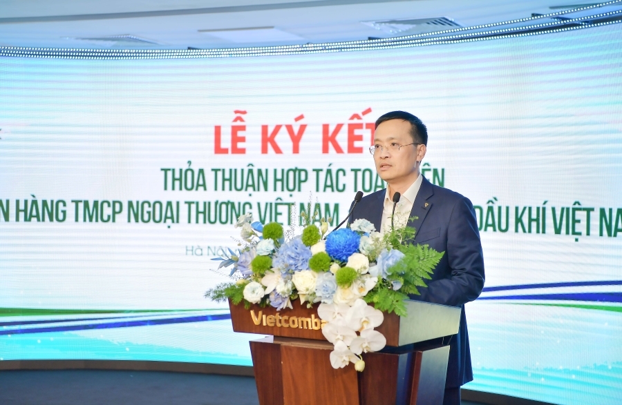 Petrovietnam và Vietcombank ký kết thỏa thuận hợp tác toàn diện