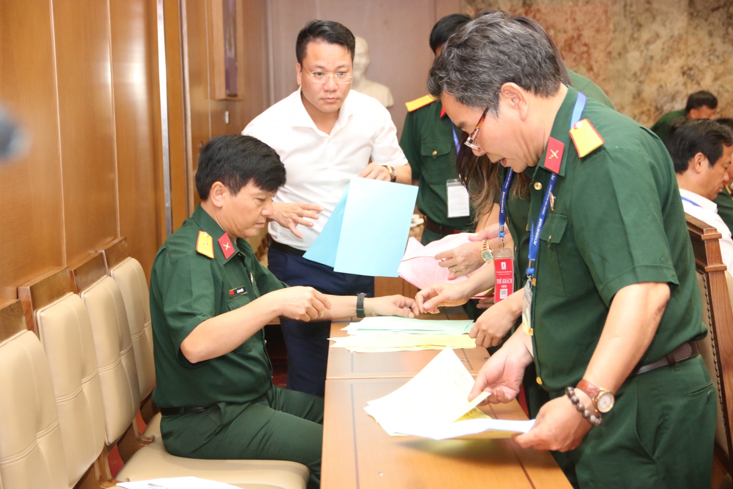 Hội nghị Ban Chấp hành Hội CCB Tập đoàn mở rộng lần thứ XI, nhiệm kỳ 2017-2022 Hội nghị Ban Chấp hành Hội CCB Tập đoàn mở rộng lần thứ XI, nhiệm kỳ 2017-2022