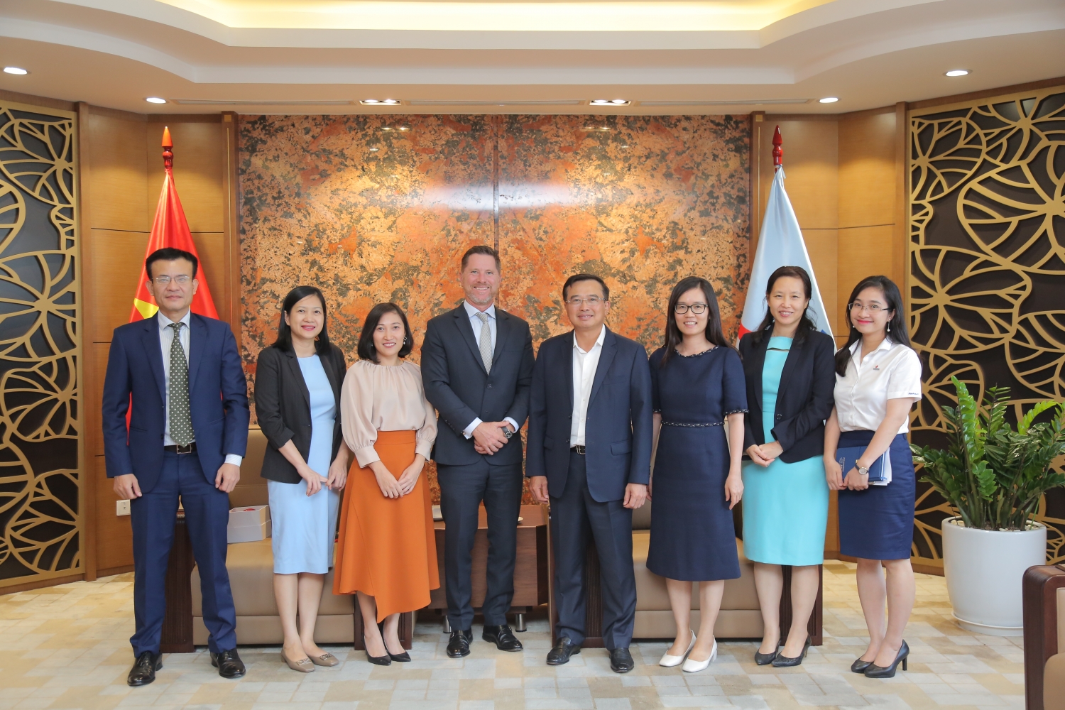 Petrovietnam and HSBC strengthen cooperation in the field of renewable energy