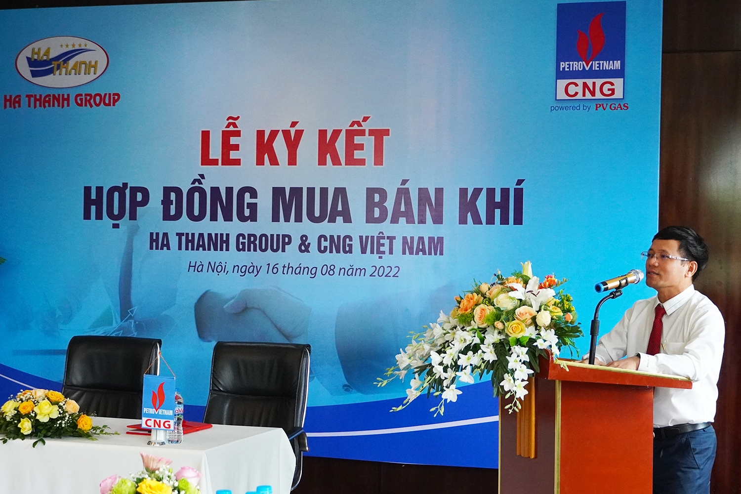 Ông Vũ Văn Thực - Giám đốc CNG Việt Nam phát biểu Ông Vũ Văn Thực - Giám đốc CNG Việt Nam phát biểu