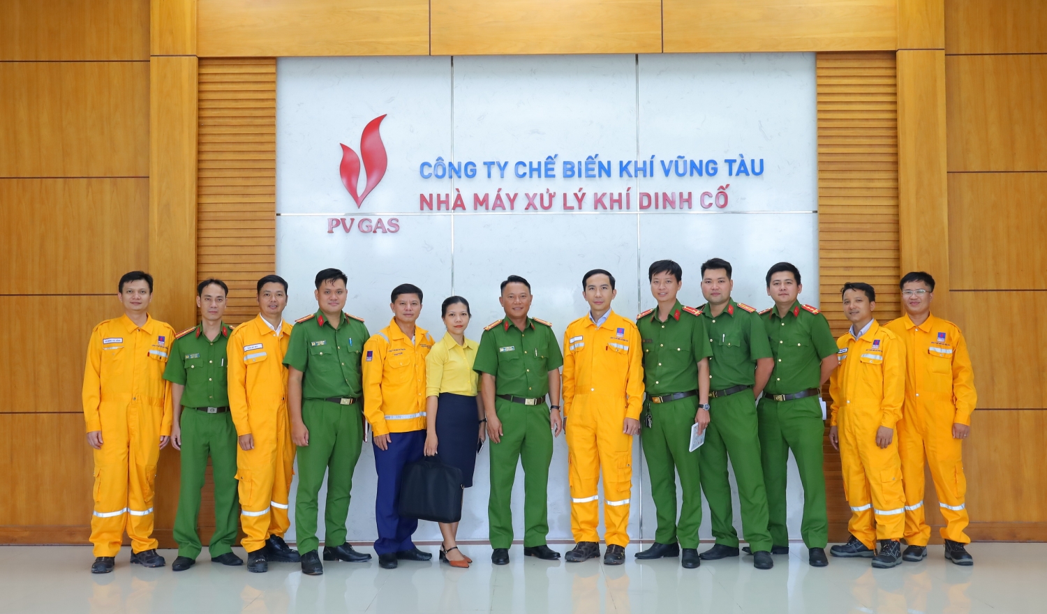 BTC chúc mừng cuộc diễn tập thành công tốt đẹp BTC chúc mừng cuộc diễn tập thành công tốt đẹp