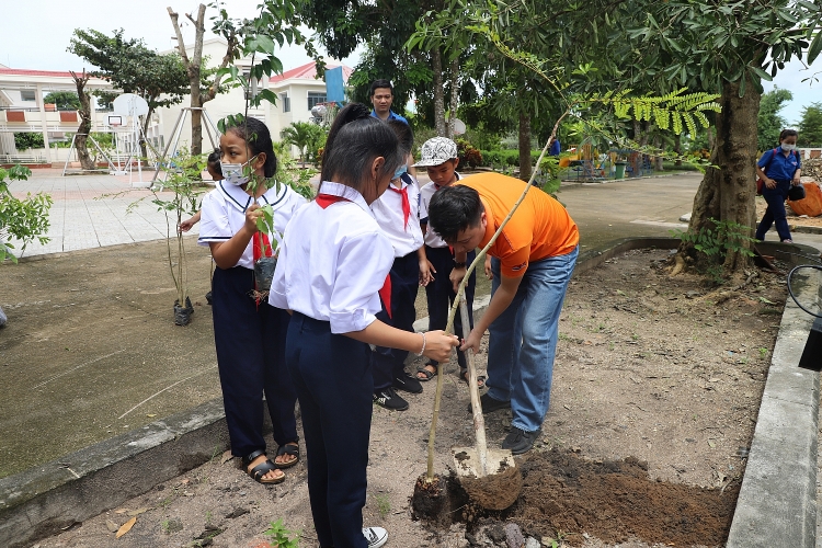 Nhiều hoạt động ý nghĩa tại chiến dịch mùa hè xanh năm 2022 Tuổi trẻ Dầu khí: Nhiều hoạt động ý nghĩa tại chiến dịch Mùa hè xanh năm 2022