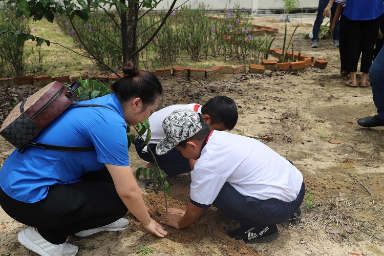 Nhiều hoạt động ý nghĩa tại chiến dịch mùa hè xanh năm 2022 Tuổi trẻ Dầu khí: Nhiều hoạt động ý nghĩa tại chiến dịch Mùa hè xanh năm 2022