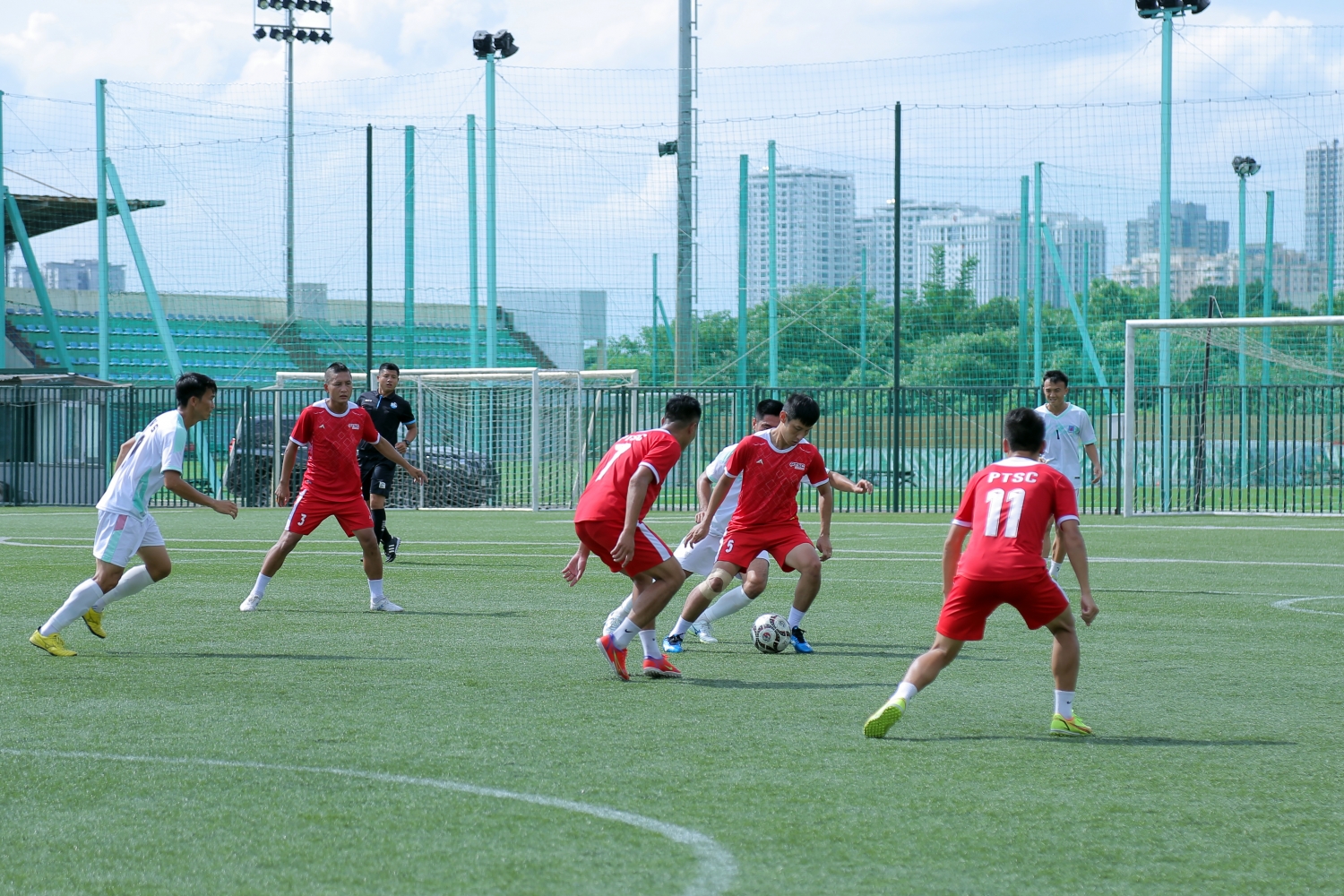 Sôi nổi các trận tranh tài tại Cup Công đoàn Dầu khí lần thứ I Sôi nổi các trận tranh tài tại Cup Công đoàn Dầu khí lần thứ I