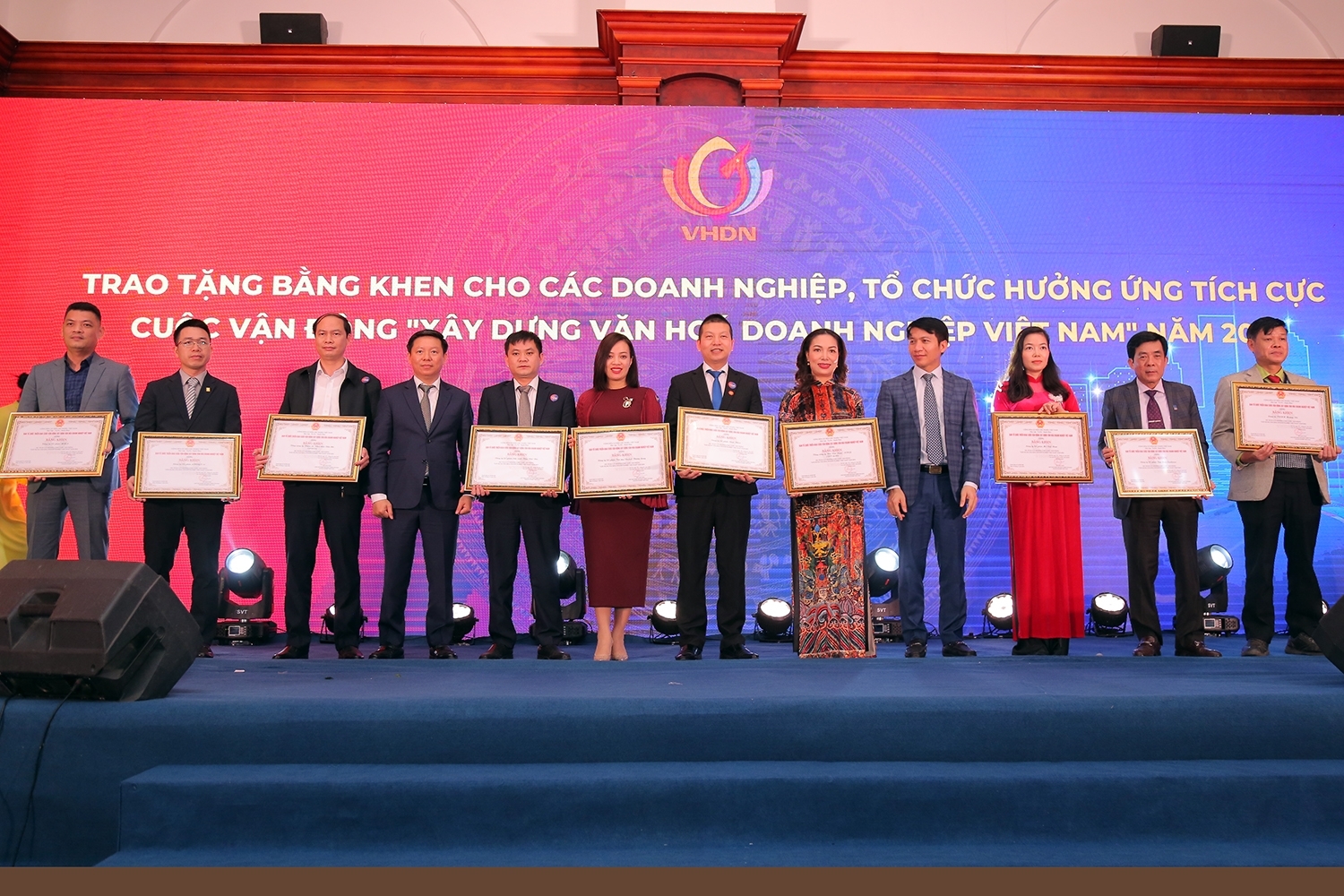 Petrovietnam phát động tham gia chương trình xét công nhận doanh nghiệp đạt chuẩn văn hoá năm 2022 Petrovietnam phát động tham gia chương trình xét công nhận doanh nghiệp đạt chuẩn văn hoá năm 2022