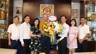 Lãnh đạo Petrovietnam thăm hỏi, tri ân nguyên lãnh đạo Tập đoàn