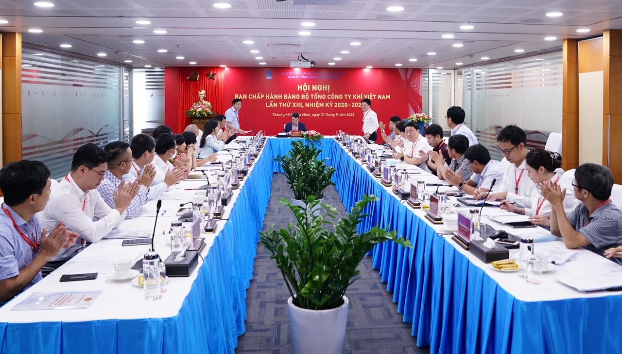 Đảng ủy Tổng công ty đã hoàn thành tốt chức trách chính trị được giao, đạt được kết quả tích cực và khá toàn diện Đảng ủy Tổng công ty đã hoàn thành tốt chức trách chính trị được giao, đạt được kết quả tích cực và khá toàn diện