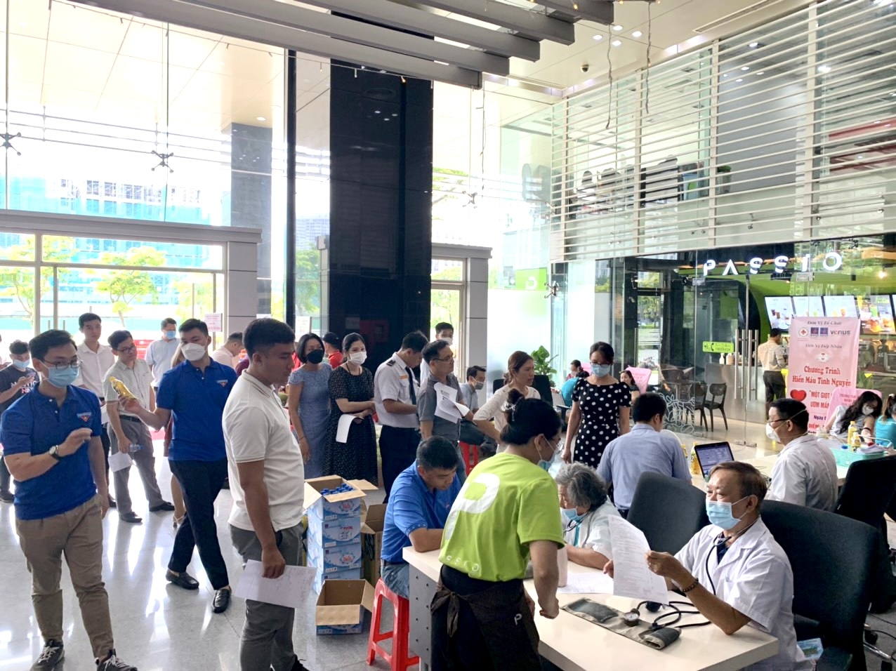 Đoàn Thanh niên PVEP tổ chức chương trình hiến máu tình nguyện Đoàn Thanh niên PVEP tổ chức chương trình hiến máu tình nguyện