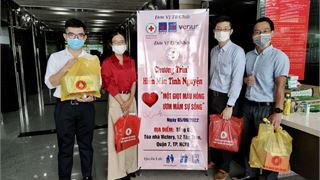 Đoàn Thanh niên PVEP tổ chức chương trình hiến máu tình nguyện "Một giọt máu hồng - Ươm mầm sự sống"