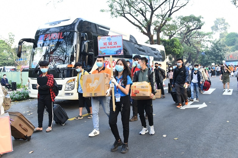 Chương trình “Cùng PVOIL về quê đón Tết” Chương trình “Cùng PVOIL về quê đón Tết”
