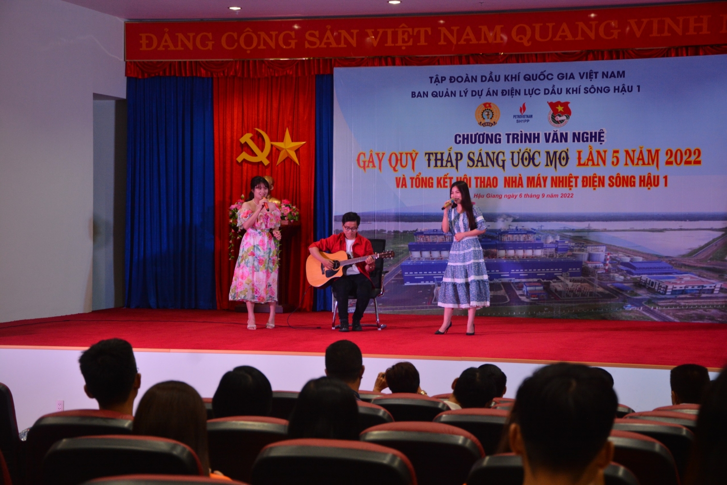 Ban QLDA Sông Hậu 1 trao học bổng “Thắp sáng ước mơ” Ban QLDA Sông Hậu 1 trao học bổng “Thắp sáng ước mơ”