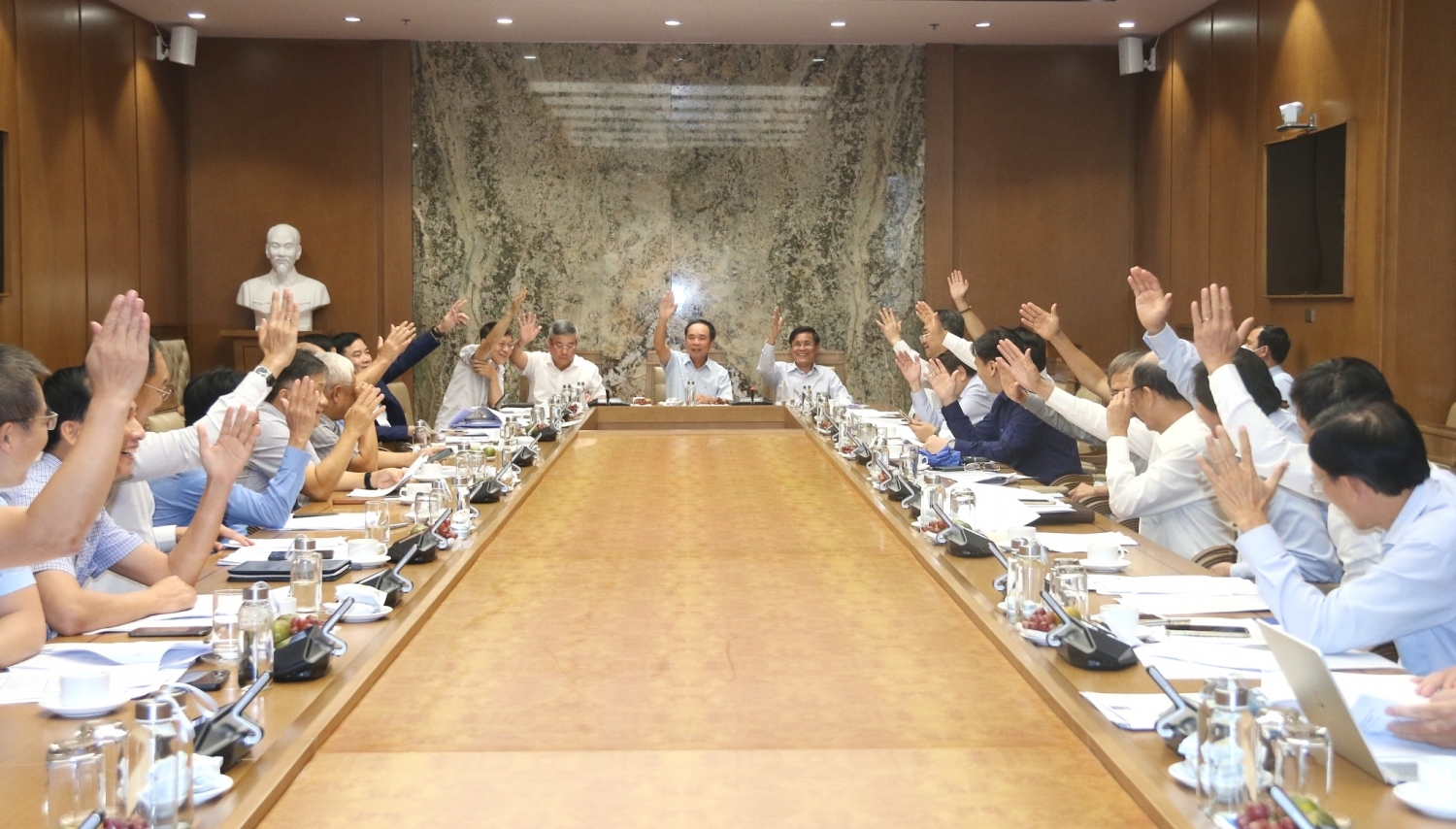 Ban Thường vụ Hội Dầu khí Việt Nam ban hành “Kế hoạch hoạt động toàn Khóa 2022-2027” Ban Thường vụ Hội Dầu khí Việt Nam ban hành “Kế hoạch hoạt động toàn Khóa 2022-2027”