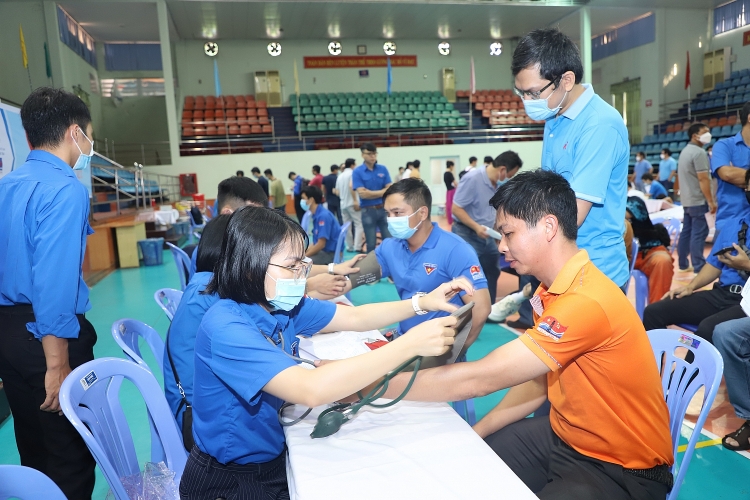 Cụm phối hợp hoạt động BR-VT: Ngày hội hiến máu “Kết nối dòng máu Việt: Cụm phối hợp hoạt động Bà Rịa - Vũng Tàu: Ngày hội hiến máu “Kết nối dòng máu Việt