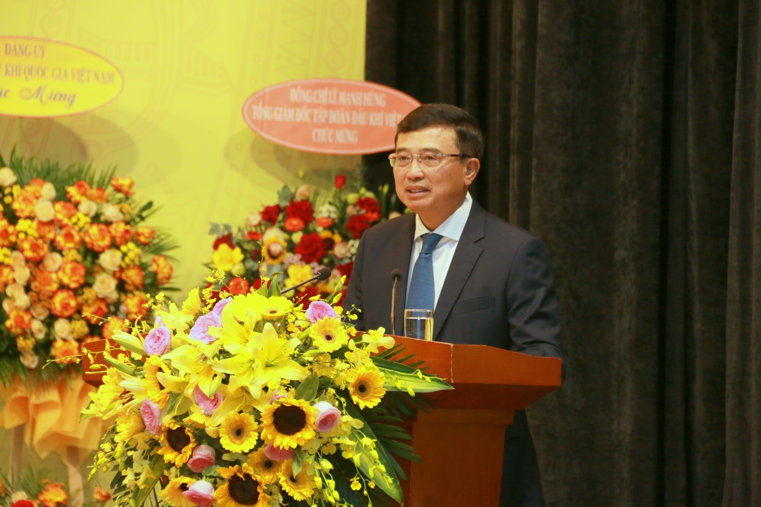 Hội CCB Petrovietnam phải là lực lượng gương mẫu, đi đầu trong mọi hoạt động của Tập đoàn Hội CCB Petrovietnam phải là lực lượng gương mẫu, đi đầu trong mọi hoạt động của Tập đoàn
