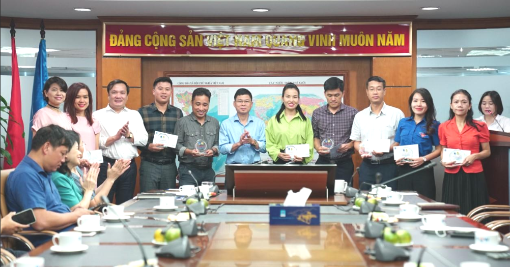 Công đoàn PV Power tổ chức lễ tổng kết và gặp mặt các VĐV tham dự Hội thao ngành Dầu khí năm 2022 Công đoàn PV Power tổ chức lễ tổng kết và gặp mặt các VĐV tham dự Hội thao ngành Dầu khí năm 2022