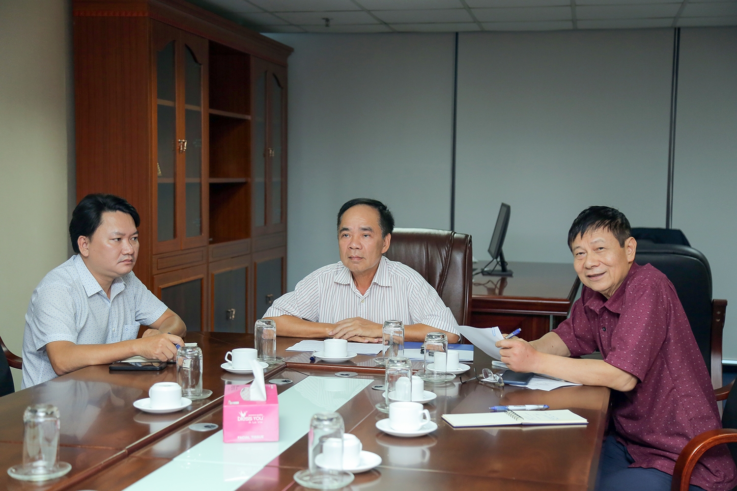 Thường trực Hội Dầu khí Việt Nam họp triển khai công tác Quý IV/2022