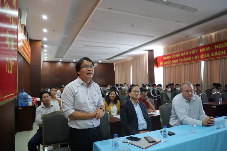 PVU tổ chức Nói chuyên đề PVU tổ chức nói chuyên đề về năng lượng tương lai và giải pháp giảm phát thải CO2