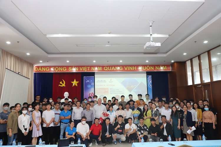 PVU tổ chức Nói chuyên đề PVU tổ chức nói chuyên đề về năng lượng tương lai và giải pháp giảm phát thải CO2