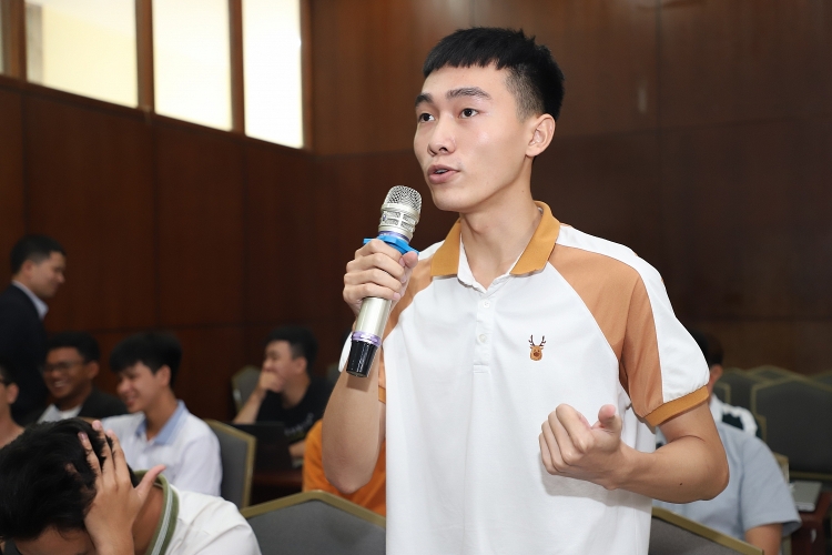 PVU tổ chức Nói chuyên đề PVU tổ chức nói chuyên đề về năng lượng tương lai và giải pháp giảm phát thải CO2