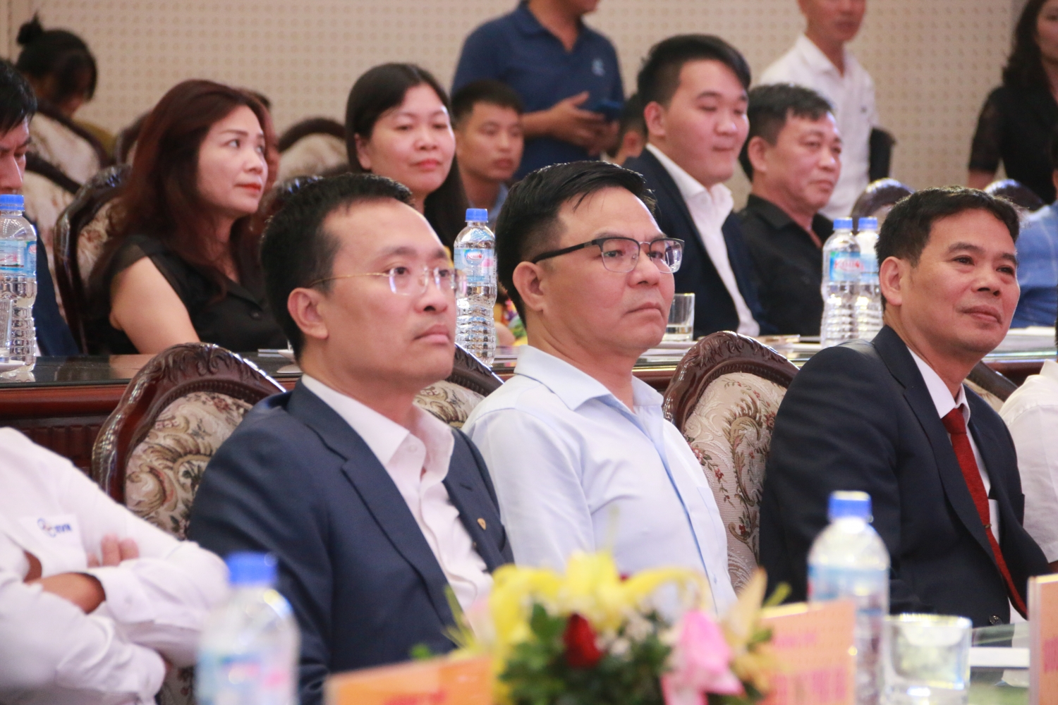Petrovietnam ủng hộ 2 tỷ đồng cho Quỹ “Vì người nghèo” tỉnh Hòa Bình năm 2022 Petrovietnam ủng hộ 2 tỷ đồng cho Quỹ “Vì người nghèo” tỉnh Hòa Bình năm 2022