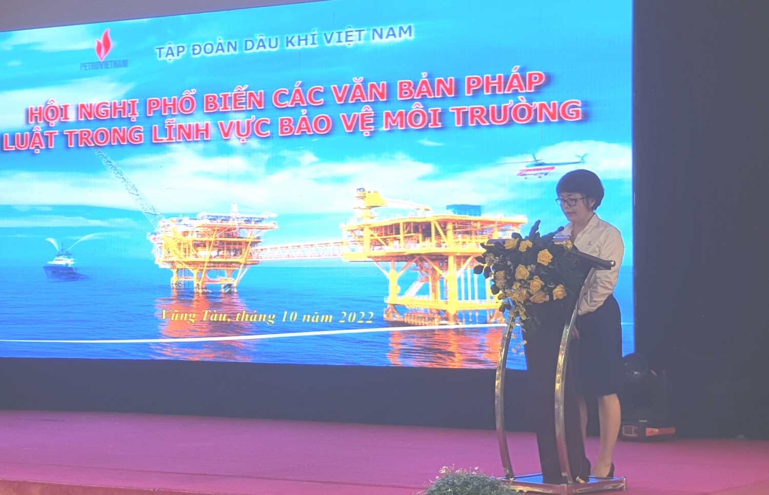 Petrovietnam tổ chức tập huấn phổ biến các văn bản pháp luật về bảo vệ môi trường