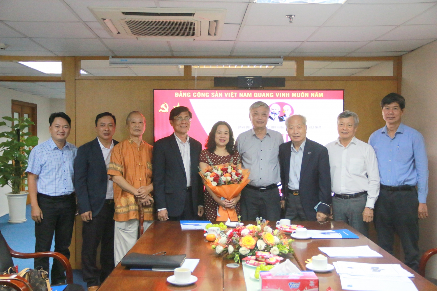 Đại hội Chi bộ Cơ quan Hội Dầu khí Việt Nam lần thứ V, nhiệm kỳ 2022-2025 Đại hội Chi bộ Cơ quan Hội Dầu khí Việt Nam lần thứ V, nhiệm kỳ 2022-2025