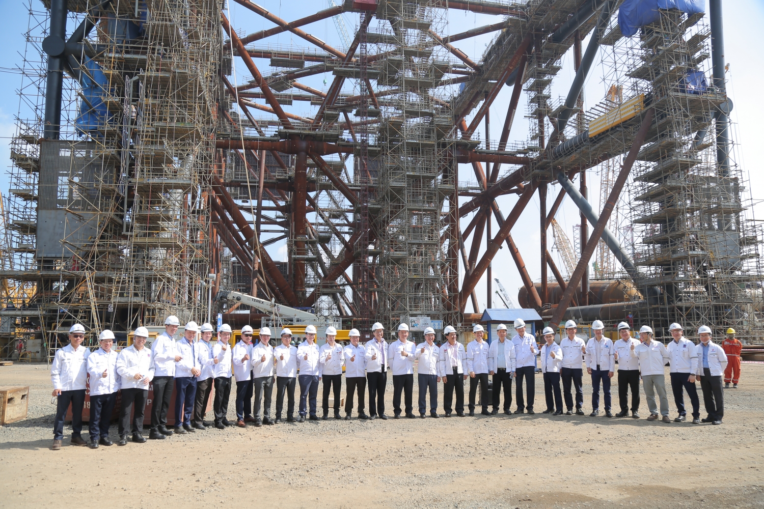 Chủ tịch HĐTV Petrovietnam Hoàng Quốc Vượng kiểm tra thực địa, hạ tầng và năng lực của các đơn vị Vietsovpetro, PTSC, PETROCONs