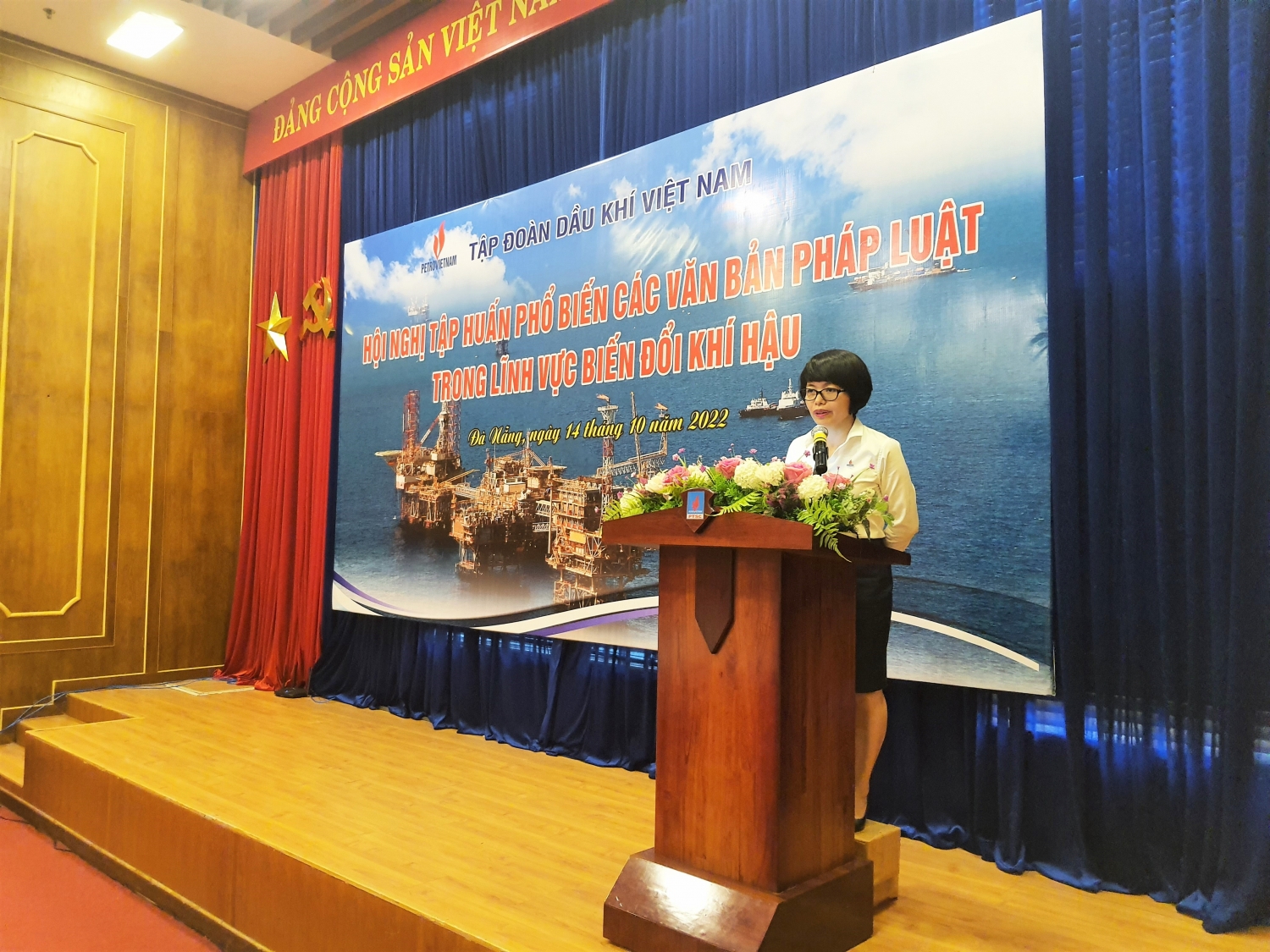 Petrovietnam tổ chức Hội nghị tập huấn văn bản pháp luật trong lĩnh vực biến đổi khí hậu Petrovietnam tổ chức Hội nghị tập huấn văn bản pháp luật trong lĩnh vực biến đổi khí hậu