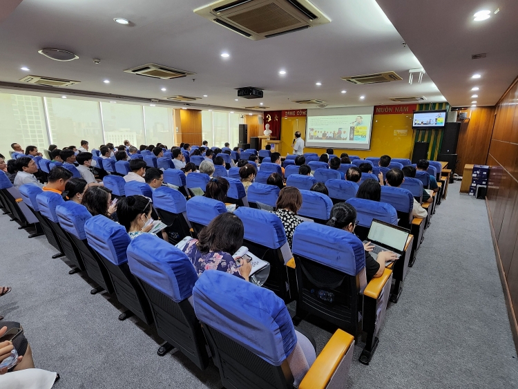 TRUNG TÂM BỒI DƯỠNG NÂNG CAO (ATC) – TRƯỜNG ĐẠI HỌC DẦU KHÍ VIỆT NAM: KẾT NỐI NGUỒN LỰC - CHUYỂN GIAO TRI THỨC Trung tâm Bồi dưỡng nâng cao - PVU: Kết nối nguồn lực – Chuyển giao tri thức