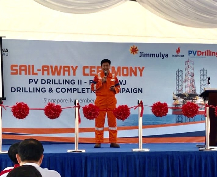 Ông Achmad Agus Miftakhurrohman, Tổng giám đốc Vùng 5, PHE ONWJ phát biểu khai mạc buổi lễ. Ông Achmad Agus Miftakhurrohman, Tổng giám đốc Vùng 5, PHE ONWJ phát biểu khai mạc buổi lễ.