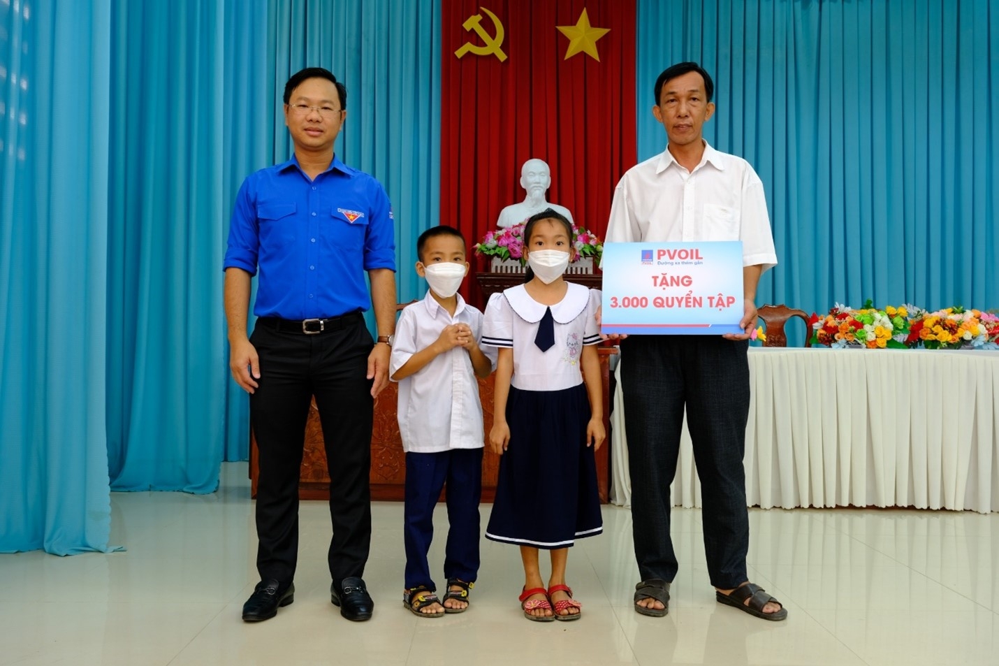 PVOIL tổ chức chương trình an sinh xã hội tại tỉnh Tiền Giang PVOIL tổ chức chương trình an sinh xã hội tại tỉnh Tiền Giang