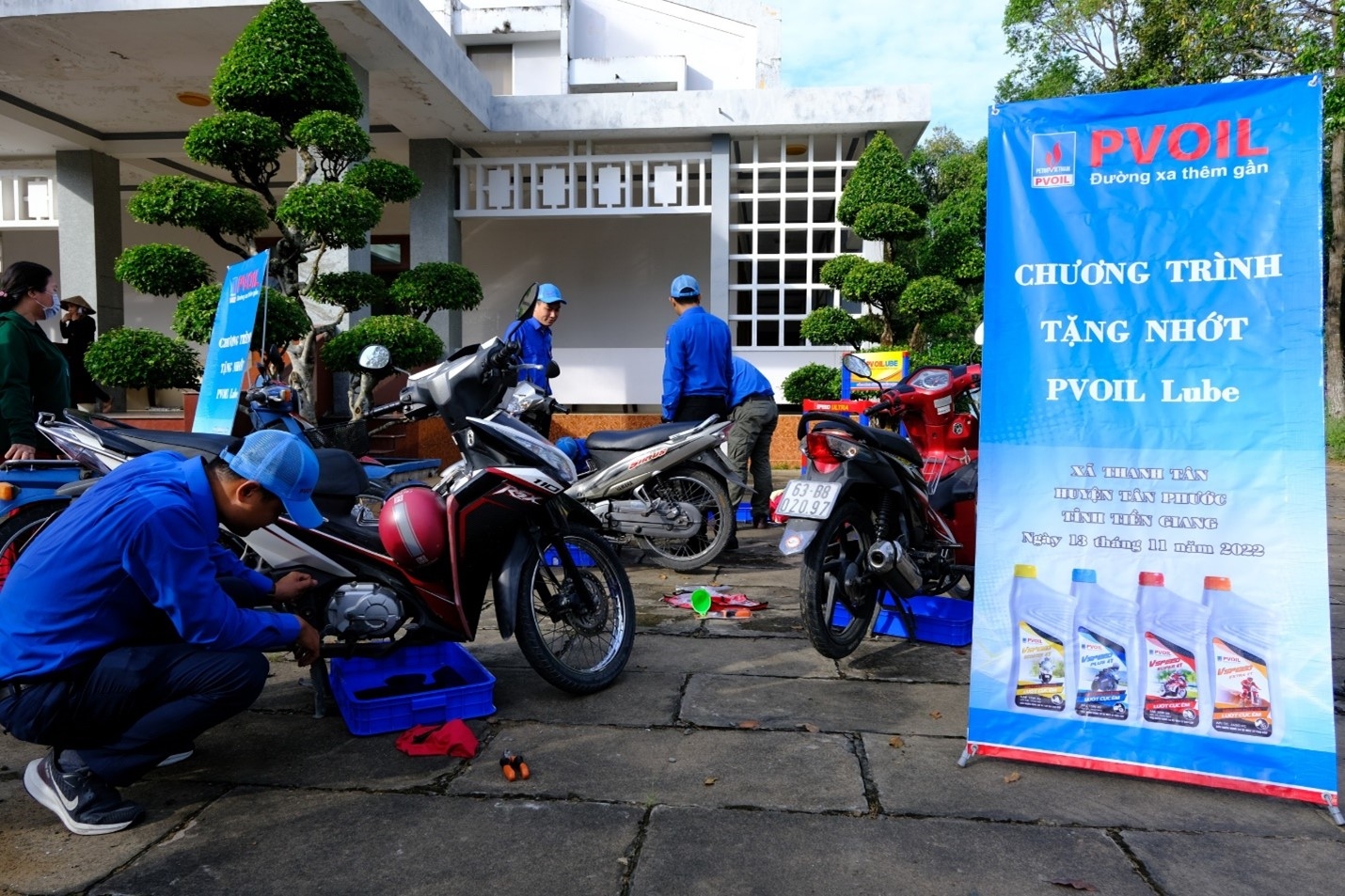PVOIL tổ chức chương trình an sinh xã hội tại tỉnh Tiền Giang PVOIL tổ chức chương trình an sinh xã hội tại tỉnh Tiền Giang