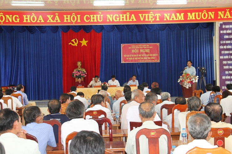 Đồng chí Lê Mạnh Hùng tiếp xúc cử tri xã Tân Thành, TP Cà Mau sau kỳ họp thứ 4, Quốc hội Khoá XV Đồng chí Lê Mạnh Hùng tiếp xúc cử tri xã Tân Thành, TP Cà Mau sau kỳ họp thứ 4, Quốc hội Khoá XV