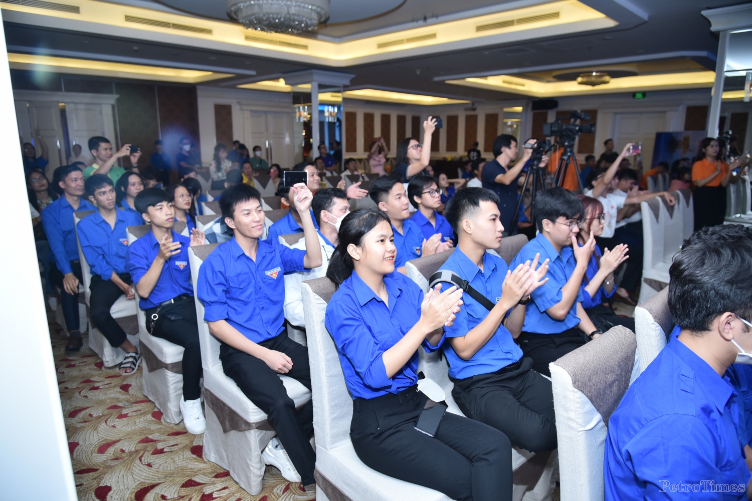 Hội thi “Tuổi trẻ với Văn hoá Petrovietnam”: Lan toả bản sắc văn hoá Dầu khí Hội thi “Tuổi trẻ với Văn hoá Petrovietnam”: Lan toả bản sắc văn hoá Dầu khí