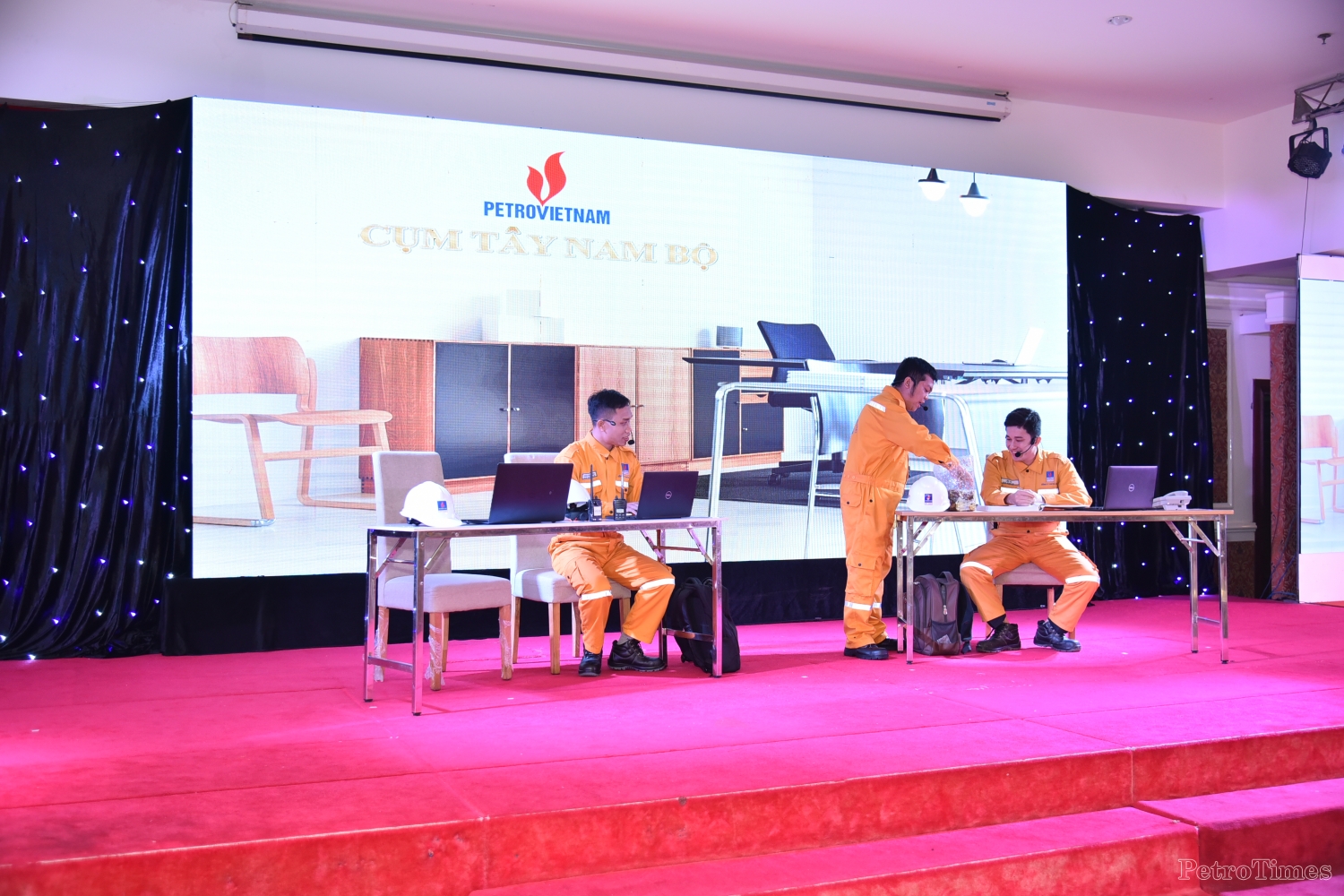 Hội thi “Tuổi trẻ với Văn hoá Petrovietnam”: Lan toả bản sắc văn hoá Dầu khí Hội thi “Tuổi trẻ với Văn hoá Petrovietnam”: Lan toả bản sắc văn hoá Dầu khí