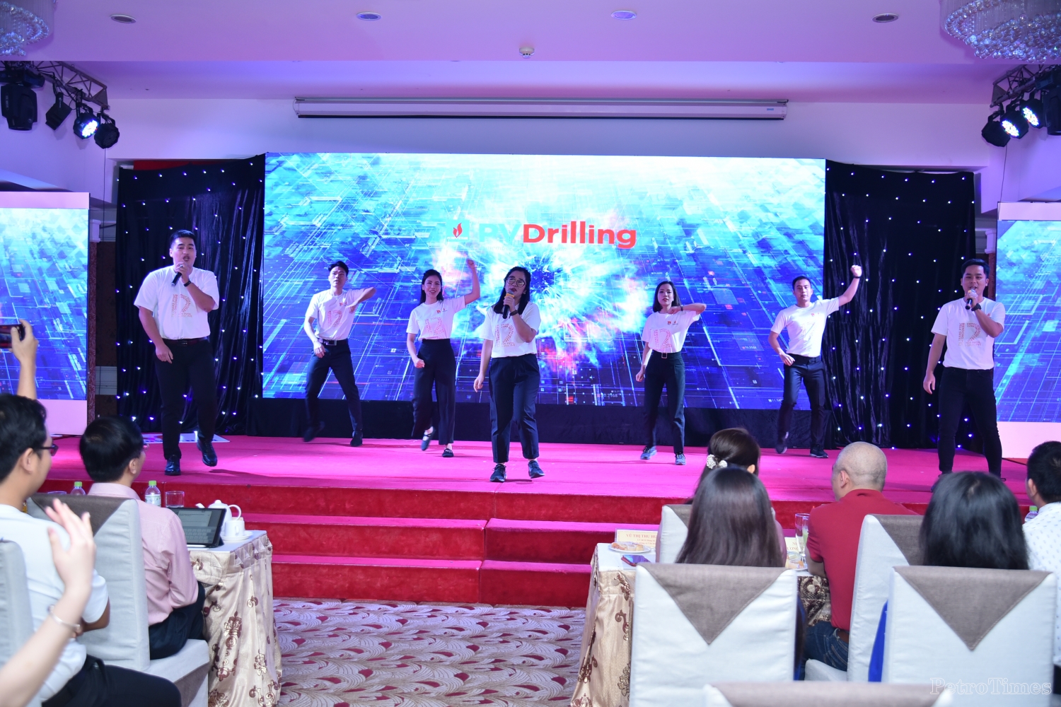 Hội thi “Tuổi trẻ với Văn hoá Petrovietnam”: Lan toả bản sắc văn hoá Dầu khí Hội thi “Tuổi trẻ với Văn hoá Petrovietnam”: Lan toả bản sắc văn hoá Dầu khí