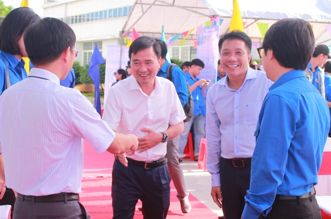 Khai mạc Lễ hội văn hoá học sinh - sinh viên lần thứ X Khai mạc Lễ hội văn hoá học sinh - sinh viên lần thứ X
