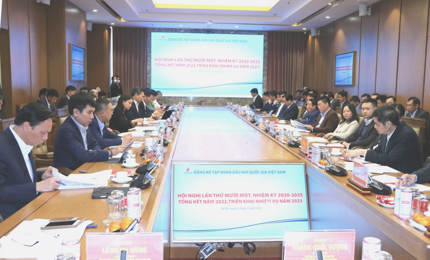 Petrovietnam có đóng góp quan trọng vào ổn định nền kinh tế đất nước Petrovietnam có đóng góp quan trọng vào ổn định nền kinh tế đất nước