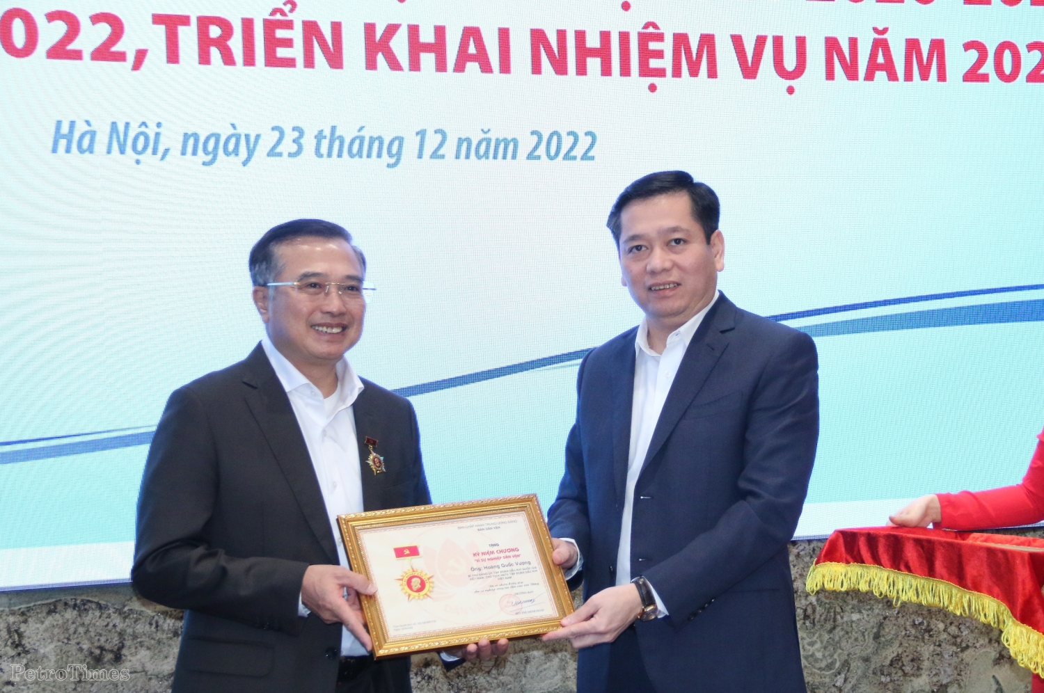 Petrovietnam có đóng góp quan trọng vào ổn định nền kinh tế đất nước Petrovietnam có đóng góp quan trọng vào ổn định nền kinh tế đất nước
