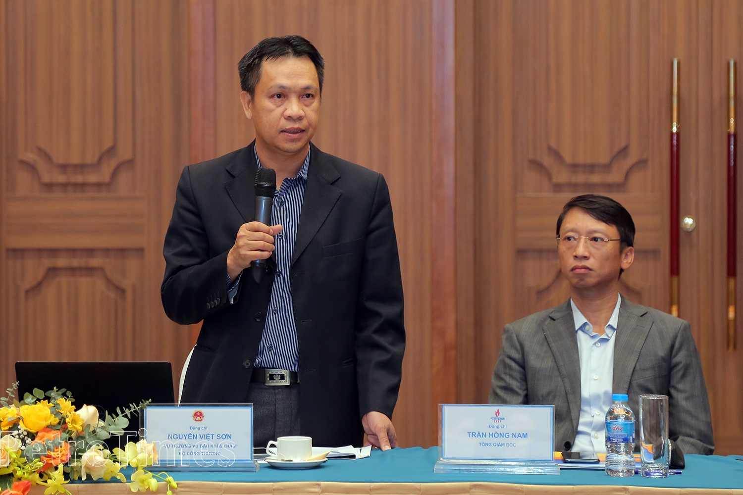 Sớm giải quyết các tồn đọng tại các dự án dầu khí ở nước ngoài Cần sớm sửa đổi quy định đầu tư ra nước ngoài trong hoạt động dầu khí