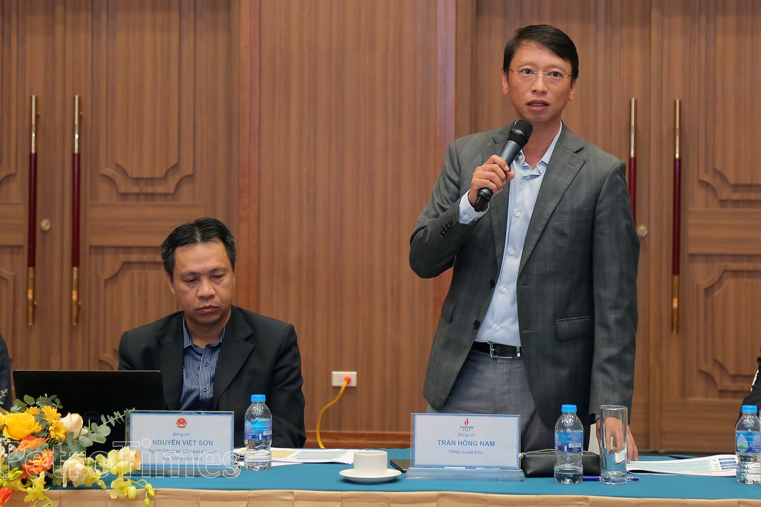 Sớm giải quyết các tồn đọng tại các dự án dầu khí ở nước ngoài Cần sớm sửa đổi quy định đầu tư ra nước ngoài trong hoạt động dầu khí
