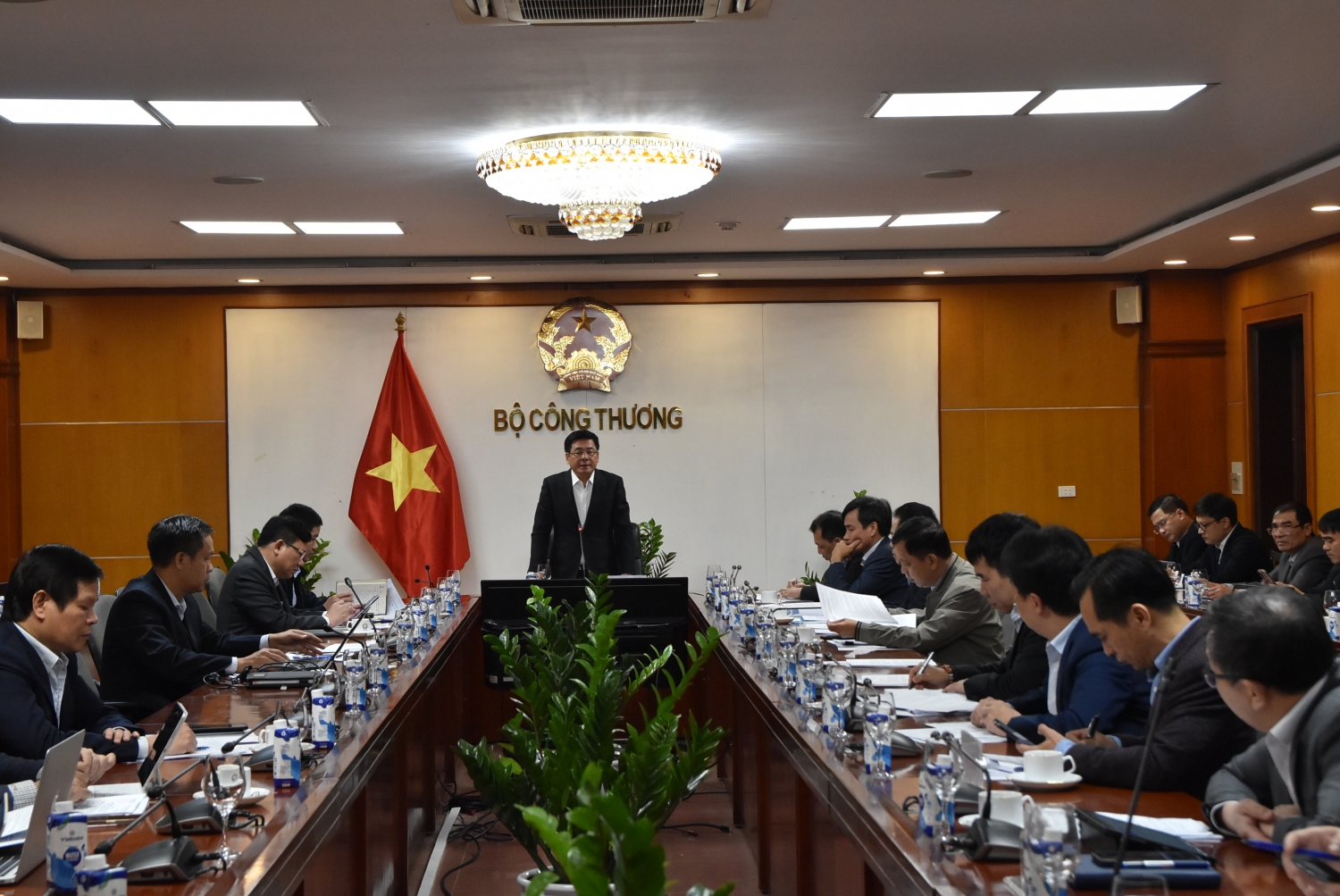 Khẩn trương tháo gỡ vướng mắc, thúc đẩy tiến độ các dự án trọng điểm Dầu khí Khẩn trương tháo gỡ vướng mắc, thúc đẩy tiến độ các dự án trọng điểm Dầu khí