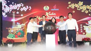 Đầm ấm “Xuân nghĩa tình Dầu khí - Tết hạnh phúc, bình an năm 2023" khu vực phía Nam