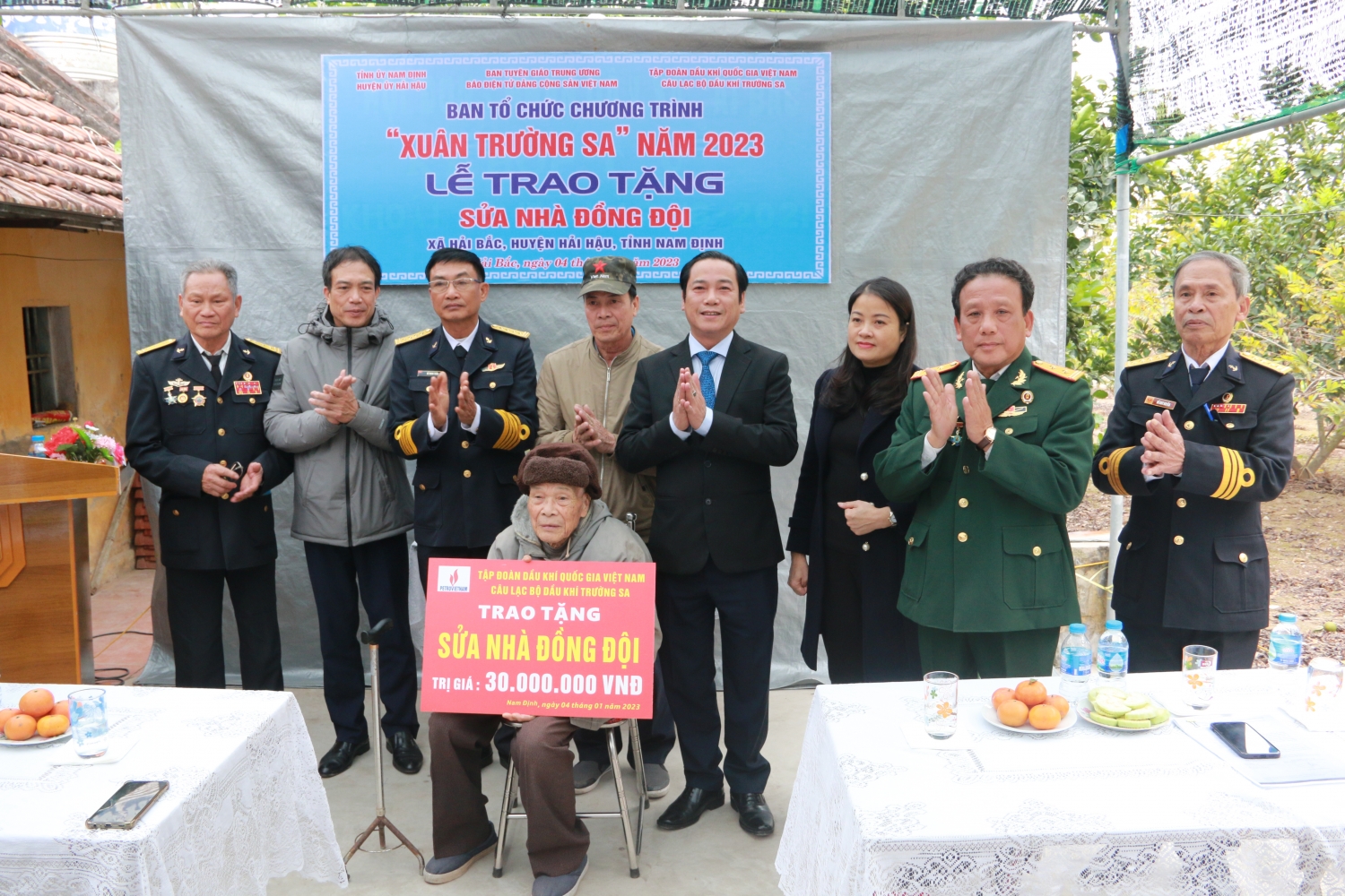 Petrovietnam hỗ trợ kinh phí xây dựng, sửa chữa Petrovietnam hỗ trợ kinh phí xây dựng, sửa chữa