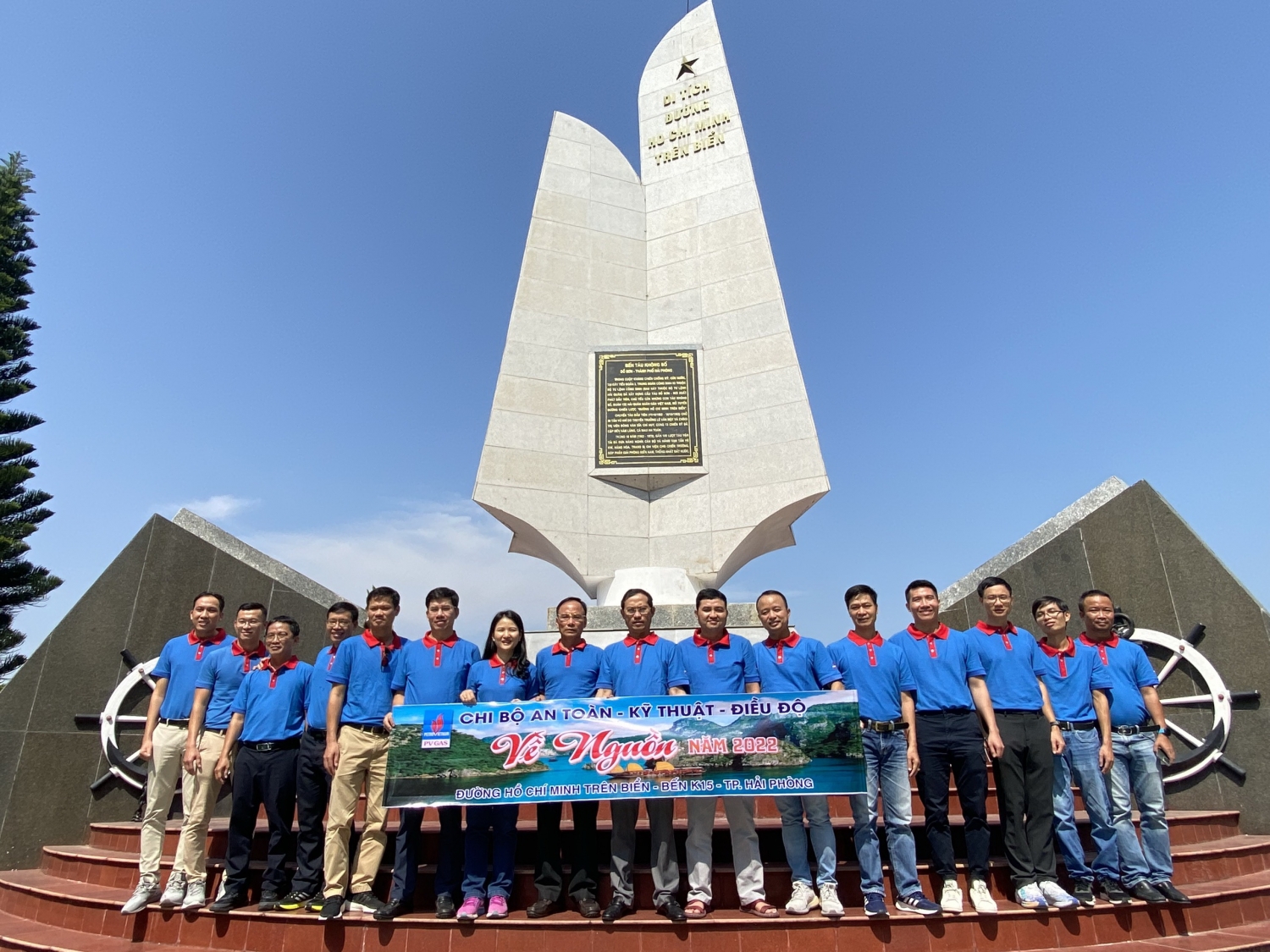 Chi bộ An toàn – Kỹ thuật – Điều độ về nguồn, học tập truyền thống tại Hải Phòng Chi bộ An toàn – Kỹ thuật – Điều độ về nguồn, học tập truyền thống tại Hải Phòng