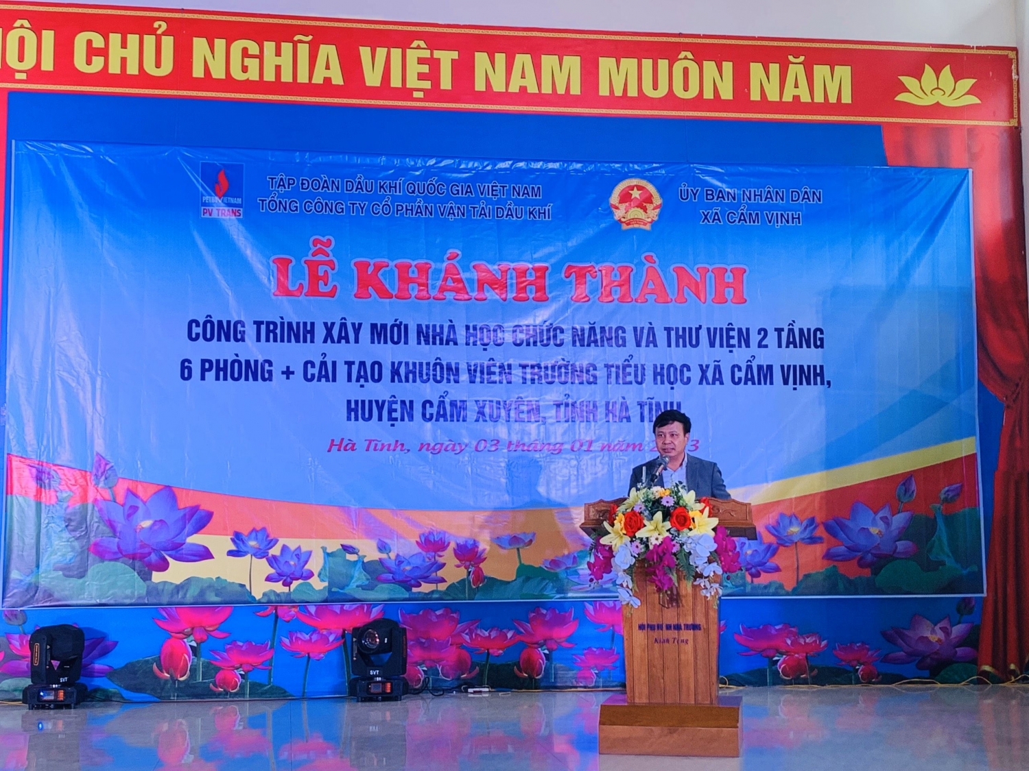 Ông Phạm Việt Anh - Bí thư Đảng ủy, Chủ tịch HĐQT phát biểu tại buổi lễ